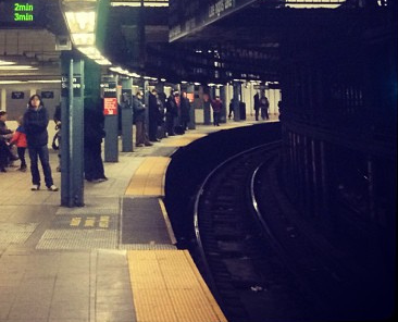 New York City Subway, 14th Street Union Square platform curvature